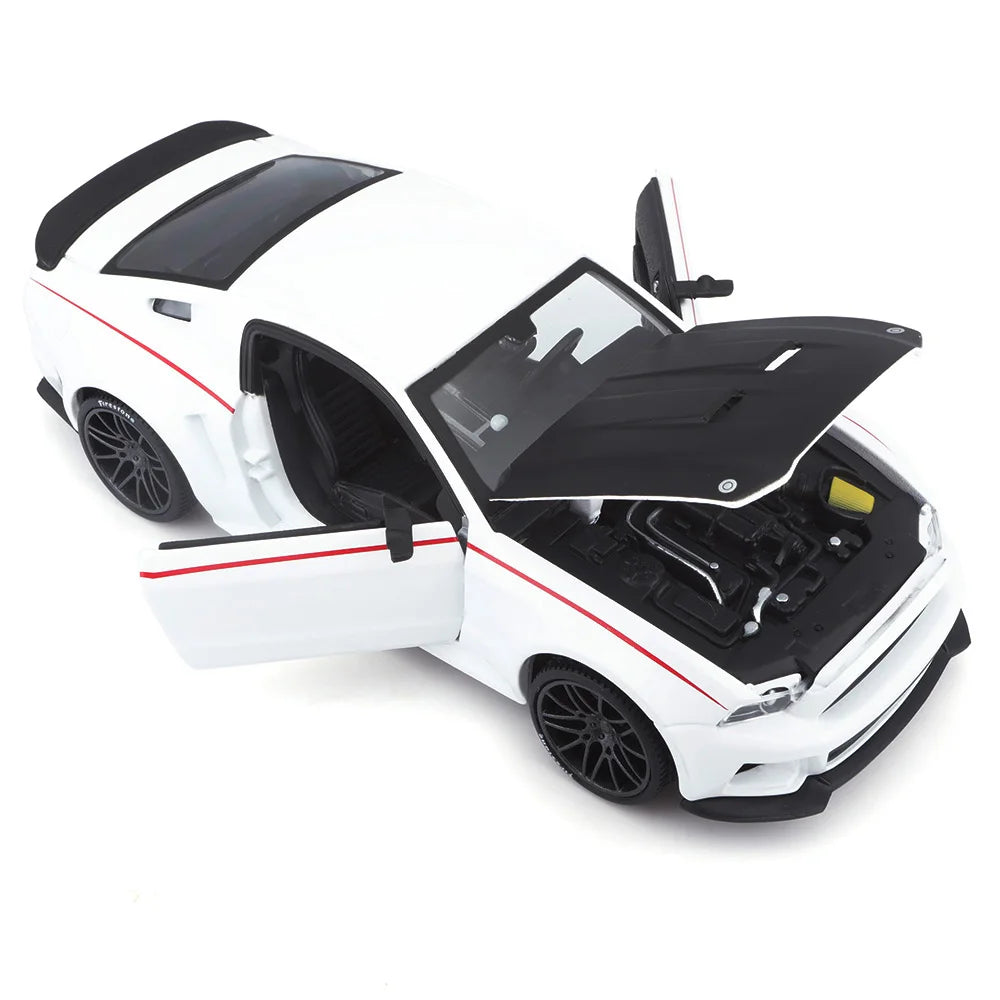 1:24 2014 Ford Mustang Street Racer