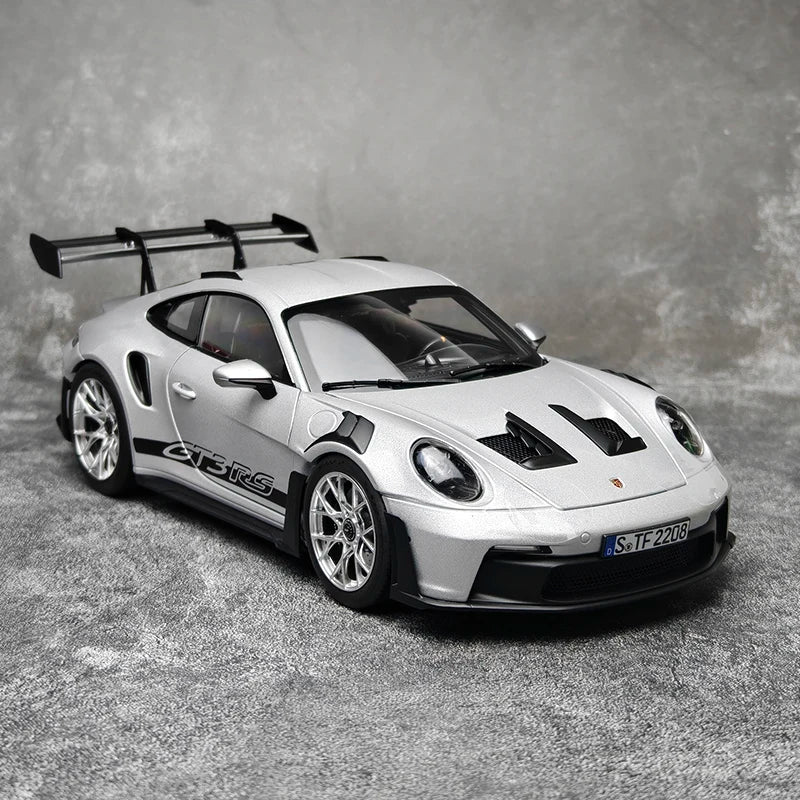1:18 Porsche 911 992 GT3 RS 2022