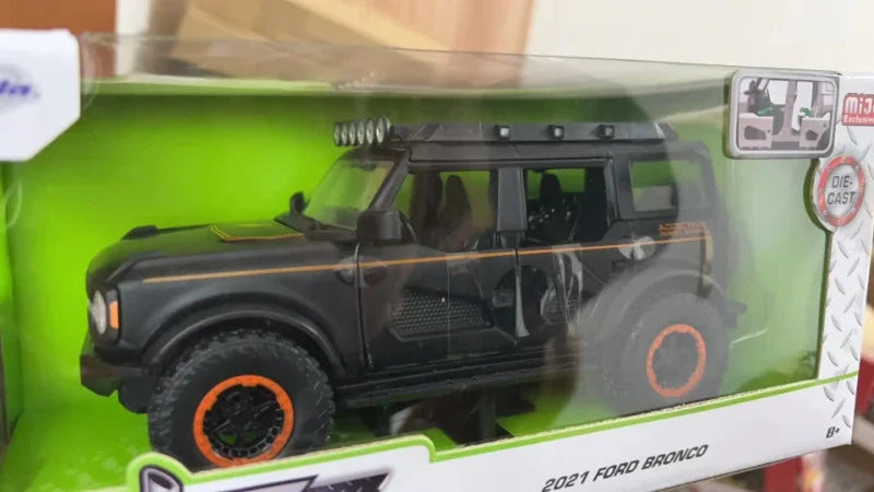 1:24 Ford Bronco 2021