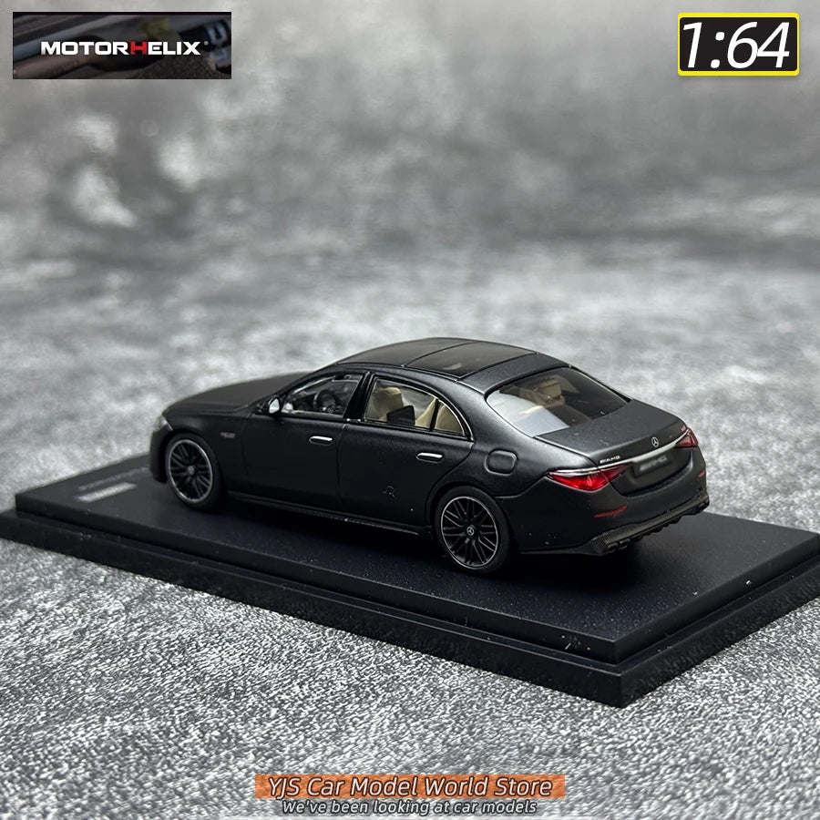 1:64 Mercedes-Benz S63 E Performance 2023