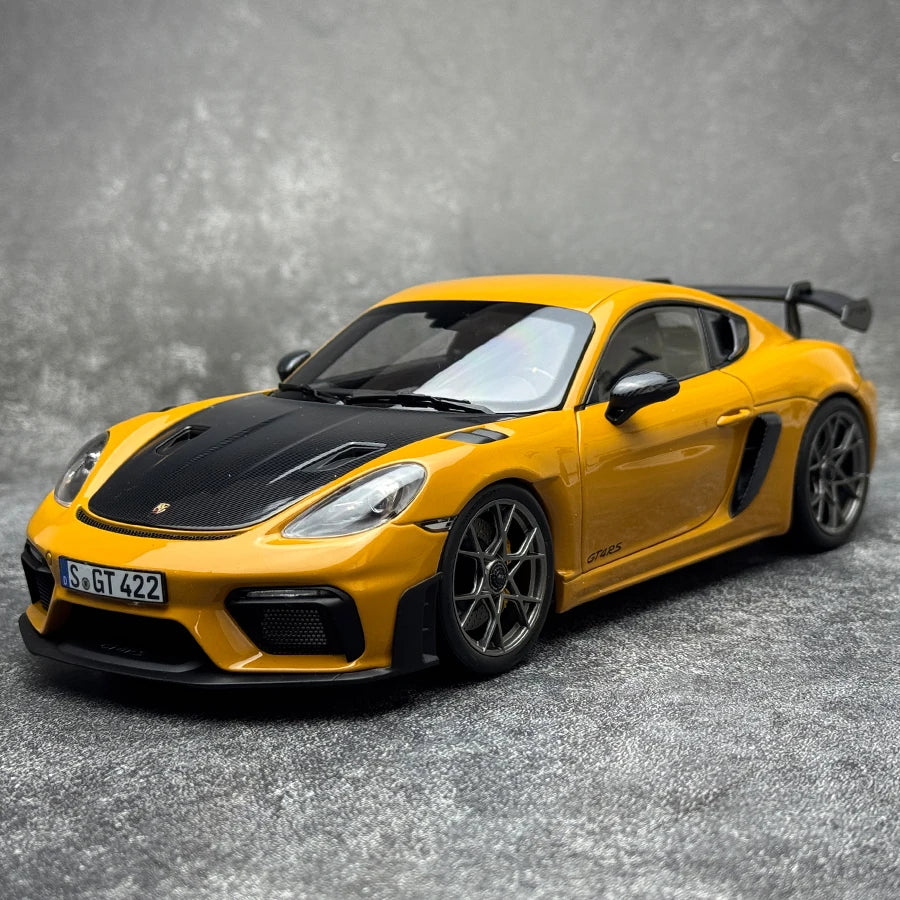 1:18 2023 Porsche Cayman GT4 RS