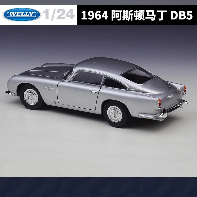 1:24 Aston Martin DB5