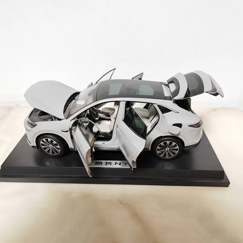 1:18 BYD Denza N7 New Energy