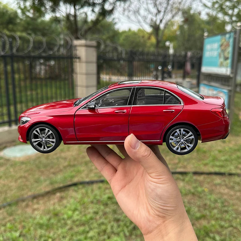 1:18 Mercedes-Benz C200 2014-2016