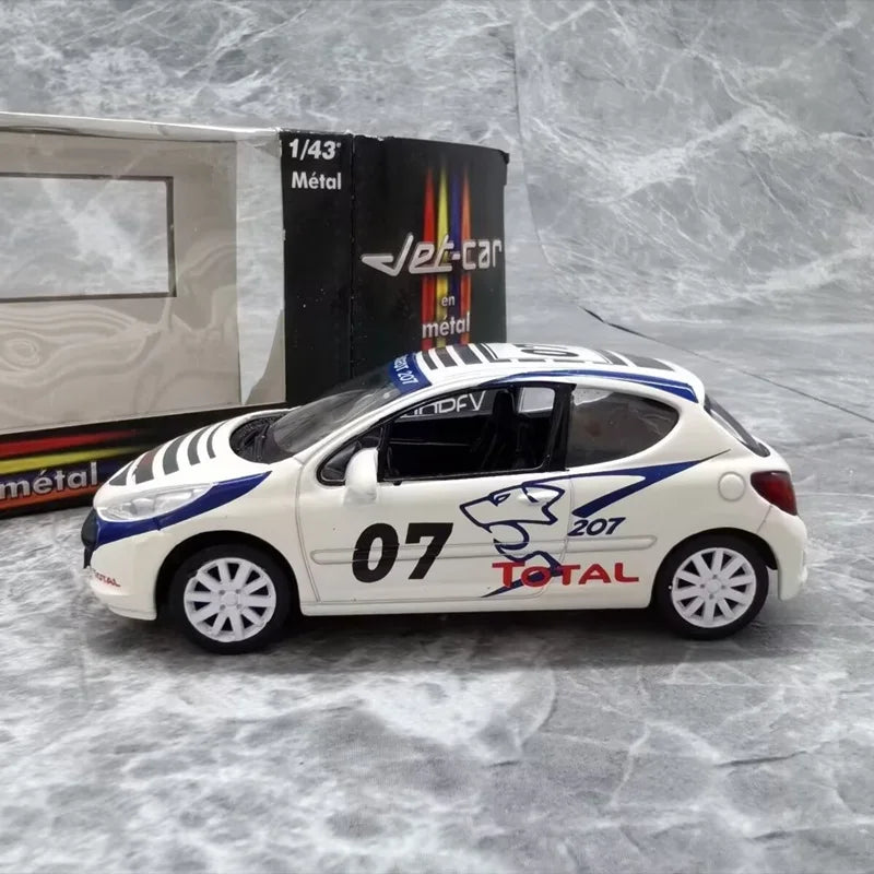 1:18 Peugeot 207