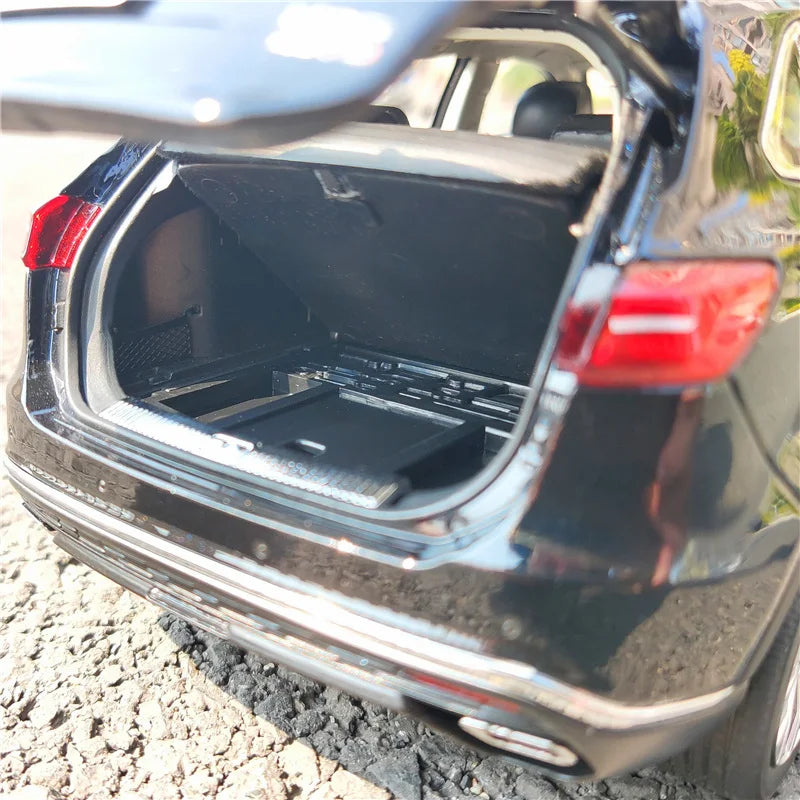 1:18 HONGQI HS5