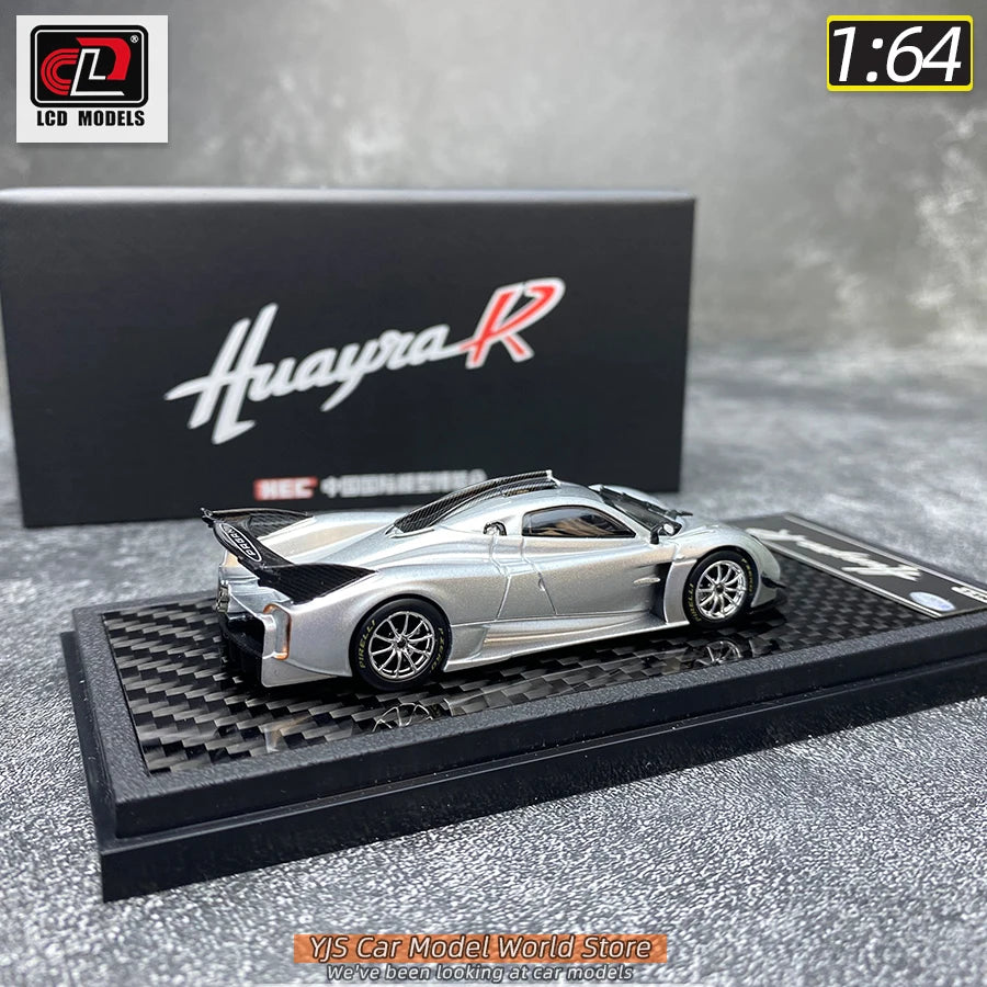 1:64 Pagani Utopia