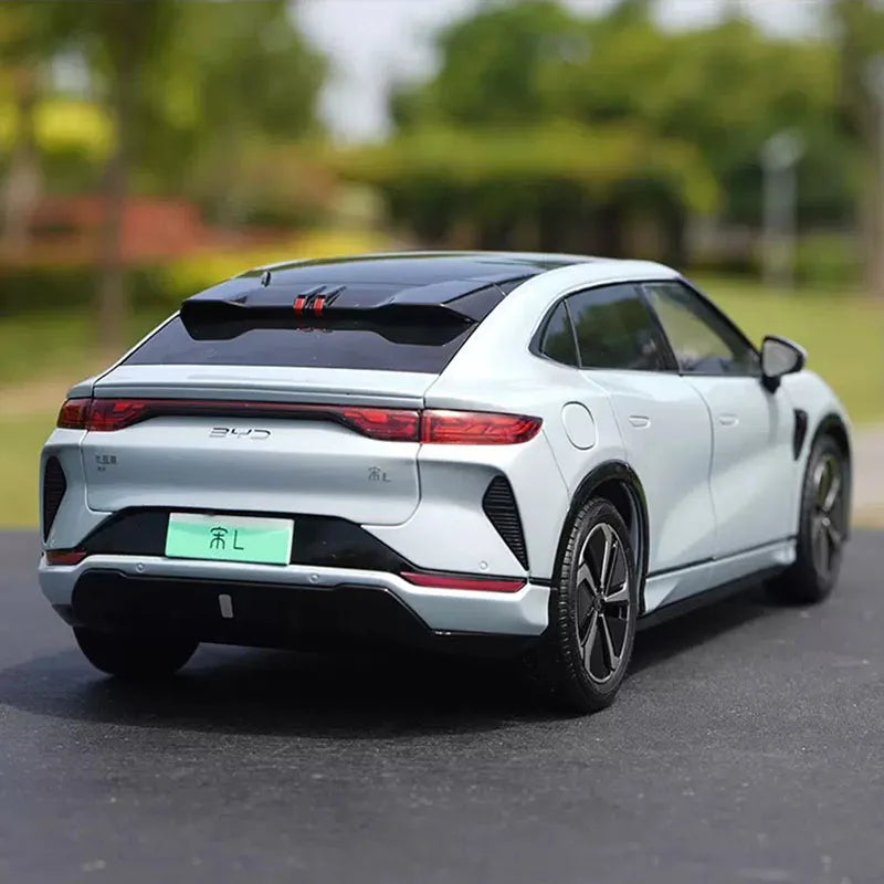 1:18 BYD Song L 2024
