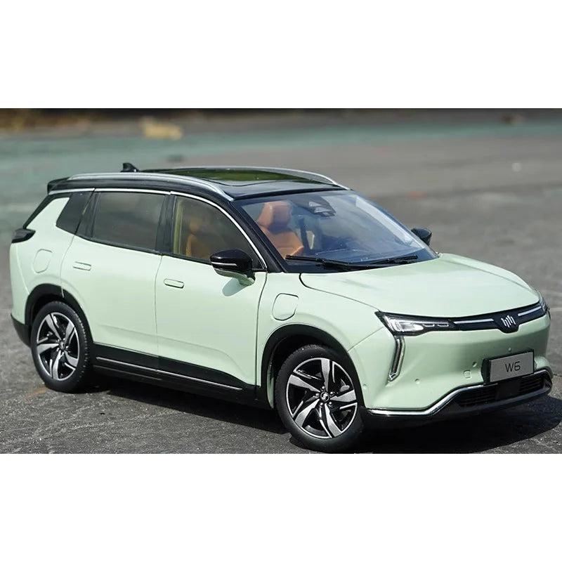 1:18 W6 New Energy Electric Vehicle