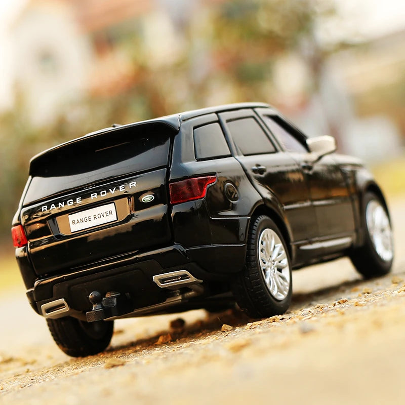 1:32 Range Rover Sports