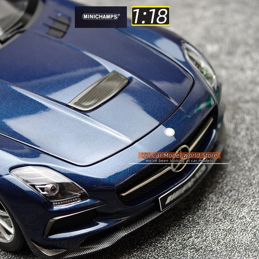1:18 Mercedes-Benz SLS