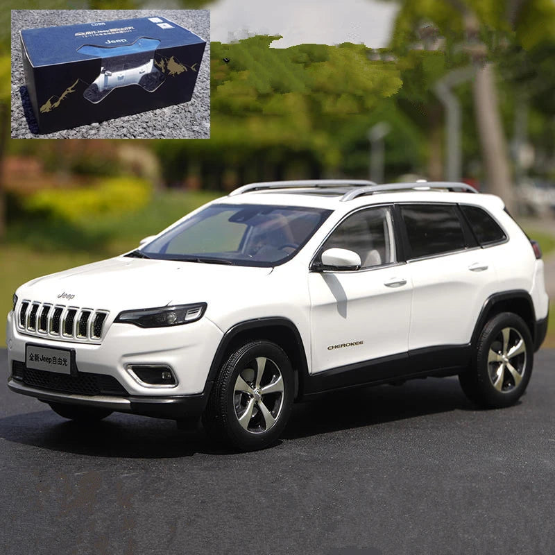 1:18 Jeep Cherokee