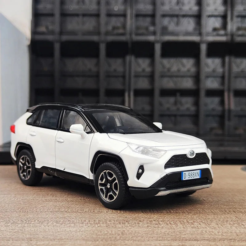 1:32 Toyota RAV4 2023