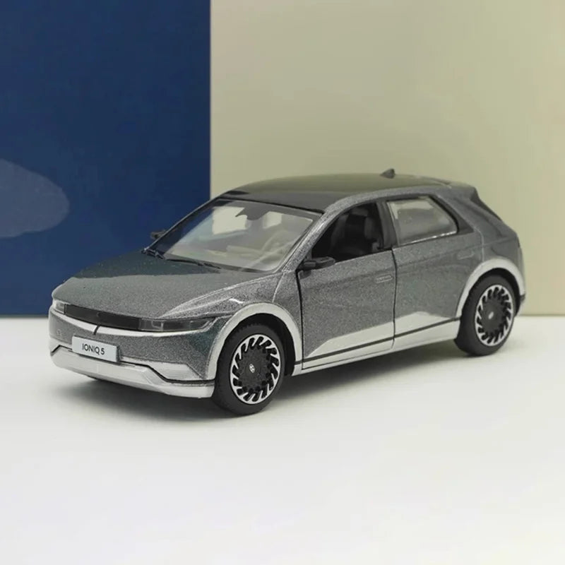 1:38 Huyndai IONIQ 5