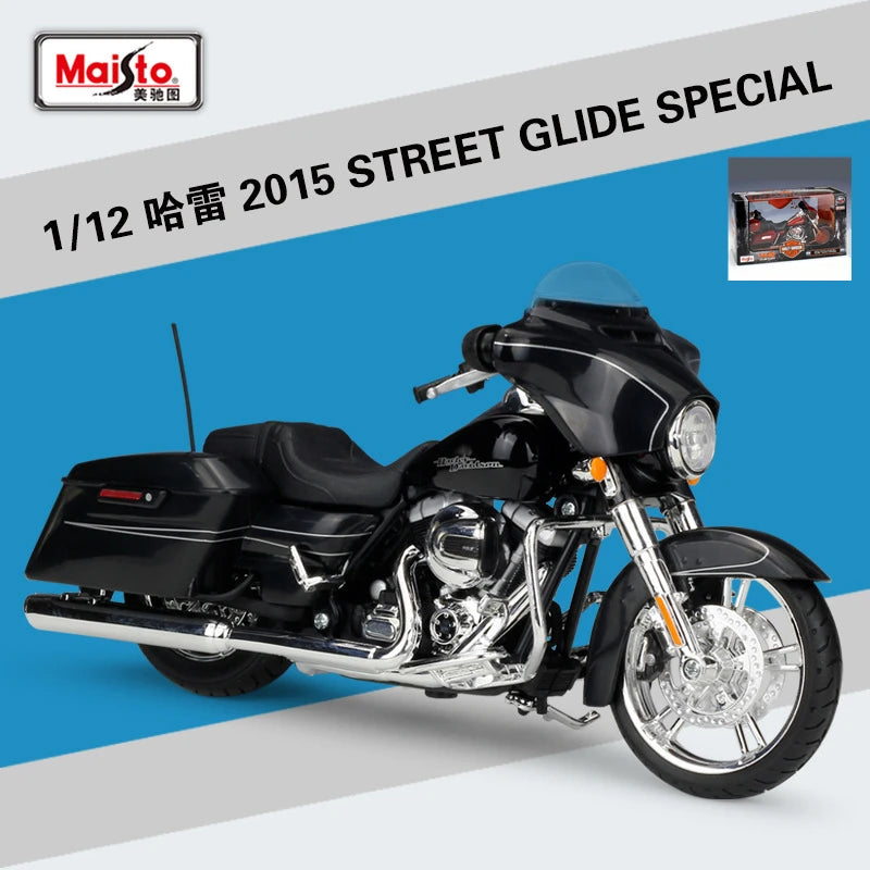 1:12 Harley Davidson 2021 CVO Tri Glide