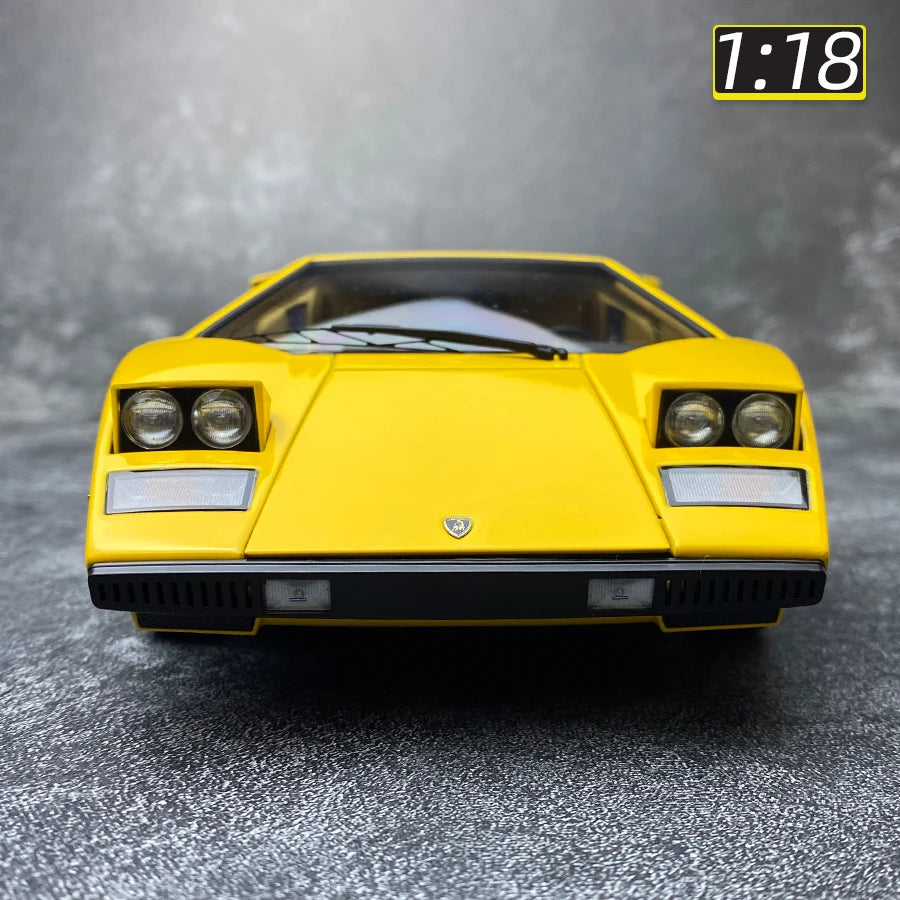 1:18 Lamborghini Countach LP400