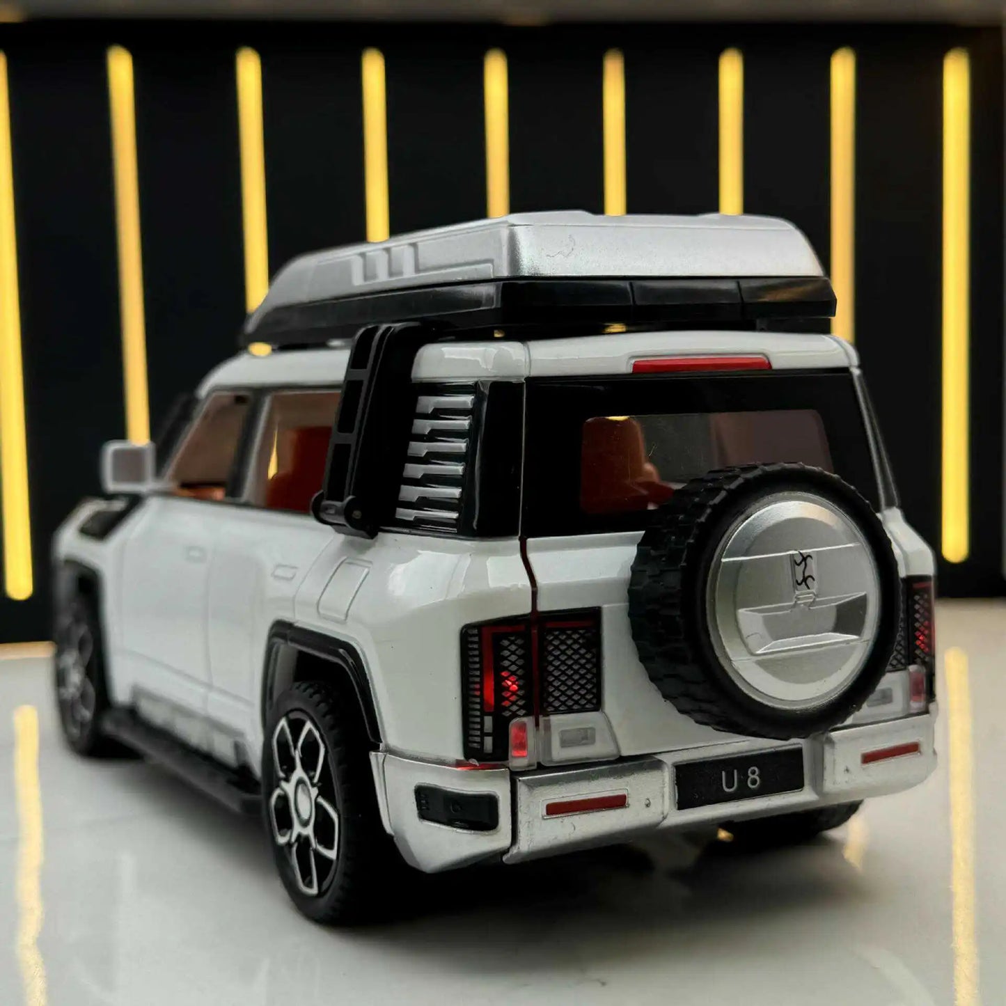 1:24 BYD Yangwang U8