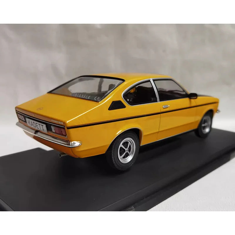 1:18 Opel Kadett C Coupe SR 1975