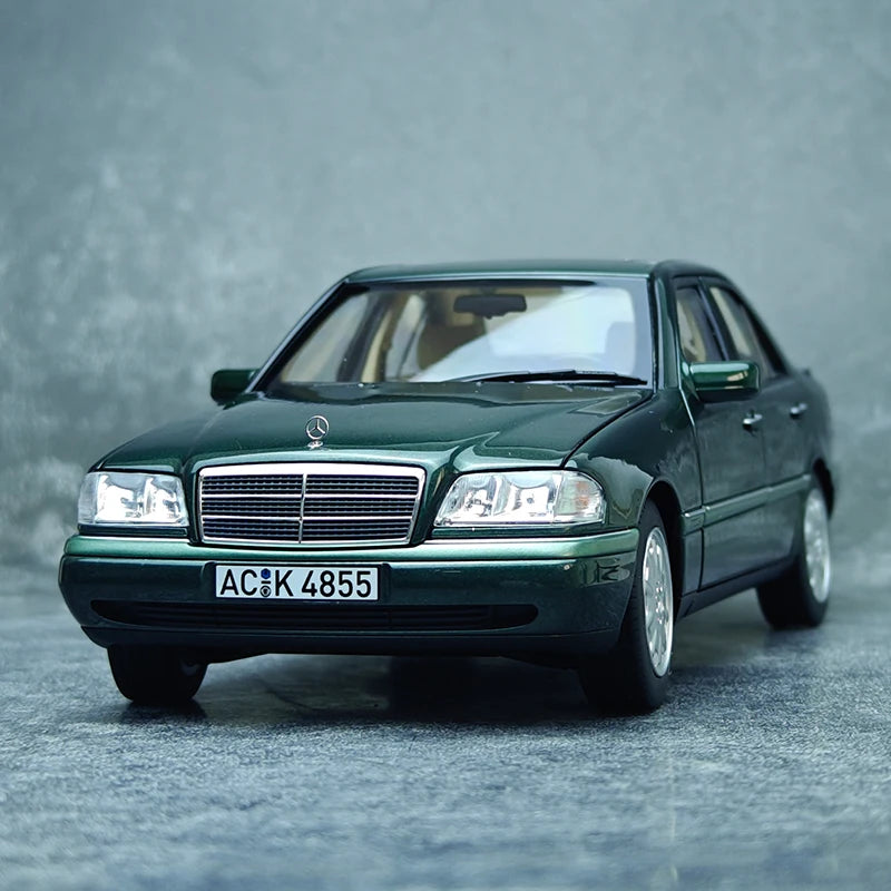 1:18 Mercedes-Benz C-Class 1993
