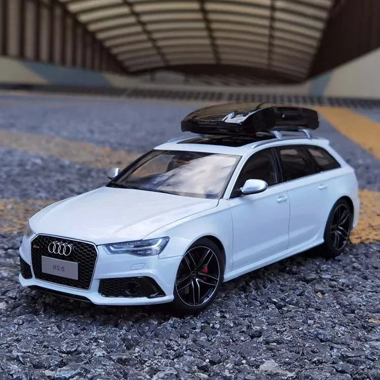 1:18 Audi RS6