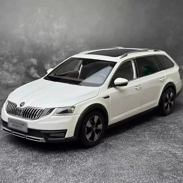 1:18 SKODA OCTAVIA