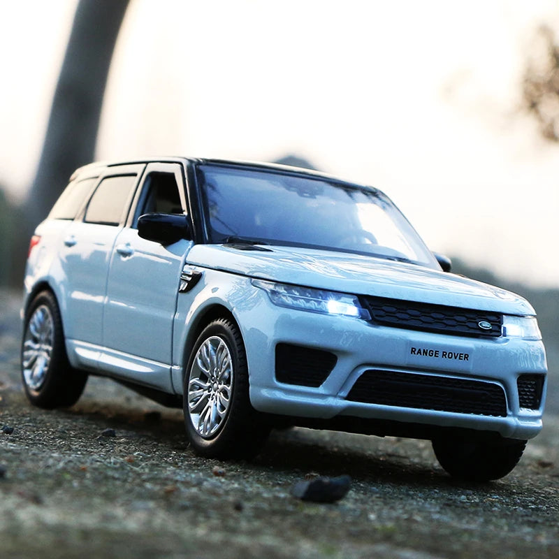 1:32 Range Rover Sports