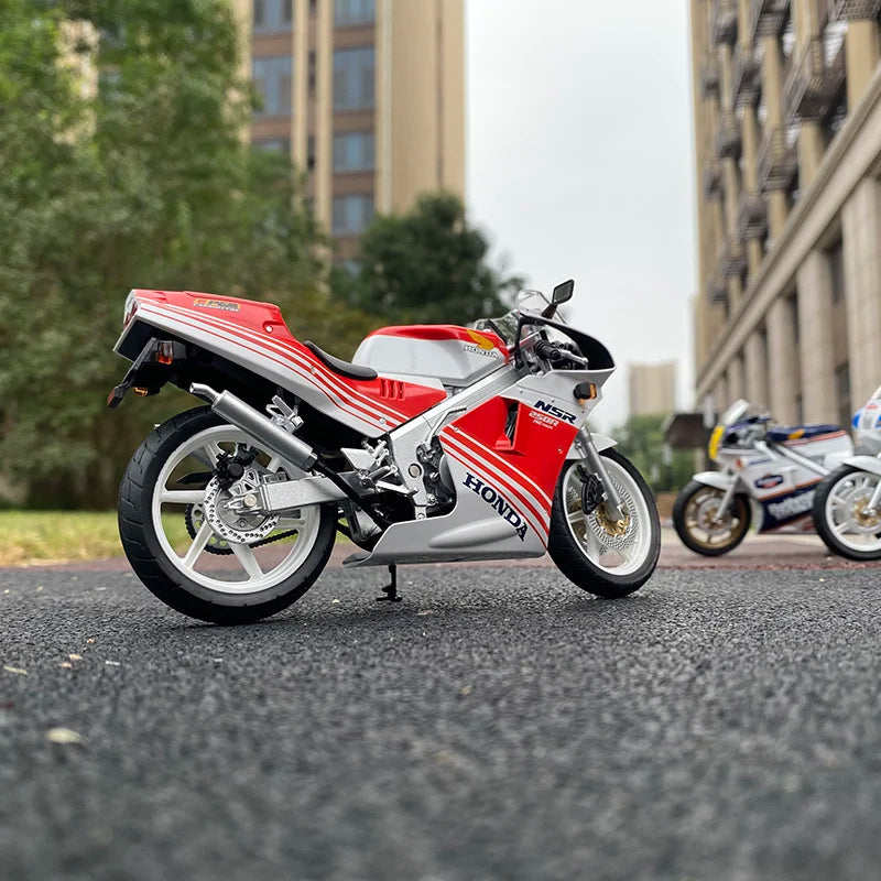 1:12 NSR 250R SP R4 Rothmans MC18