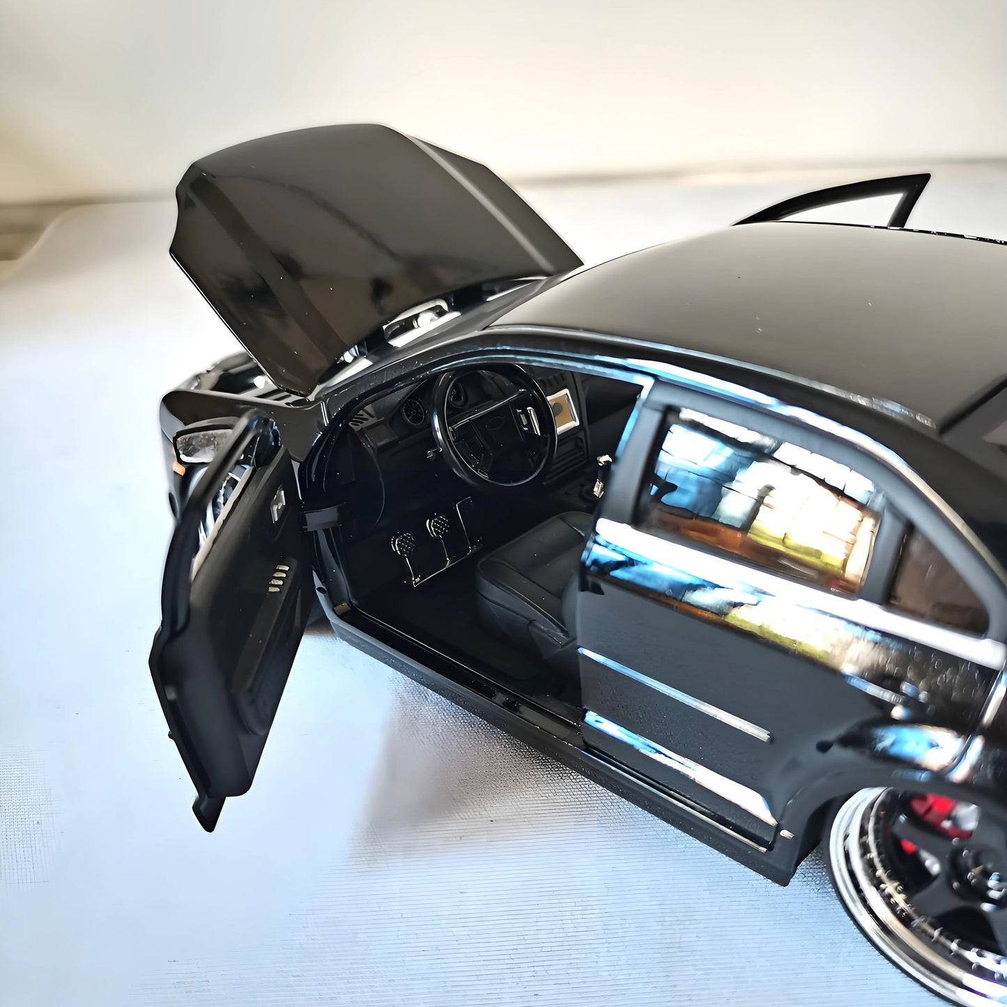 1:24 Ford Fusion 2006