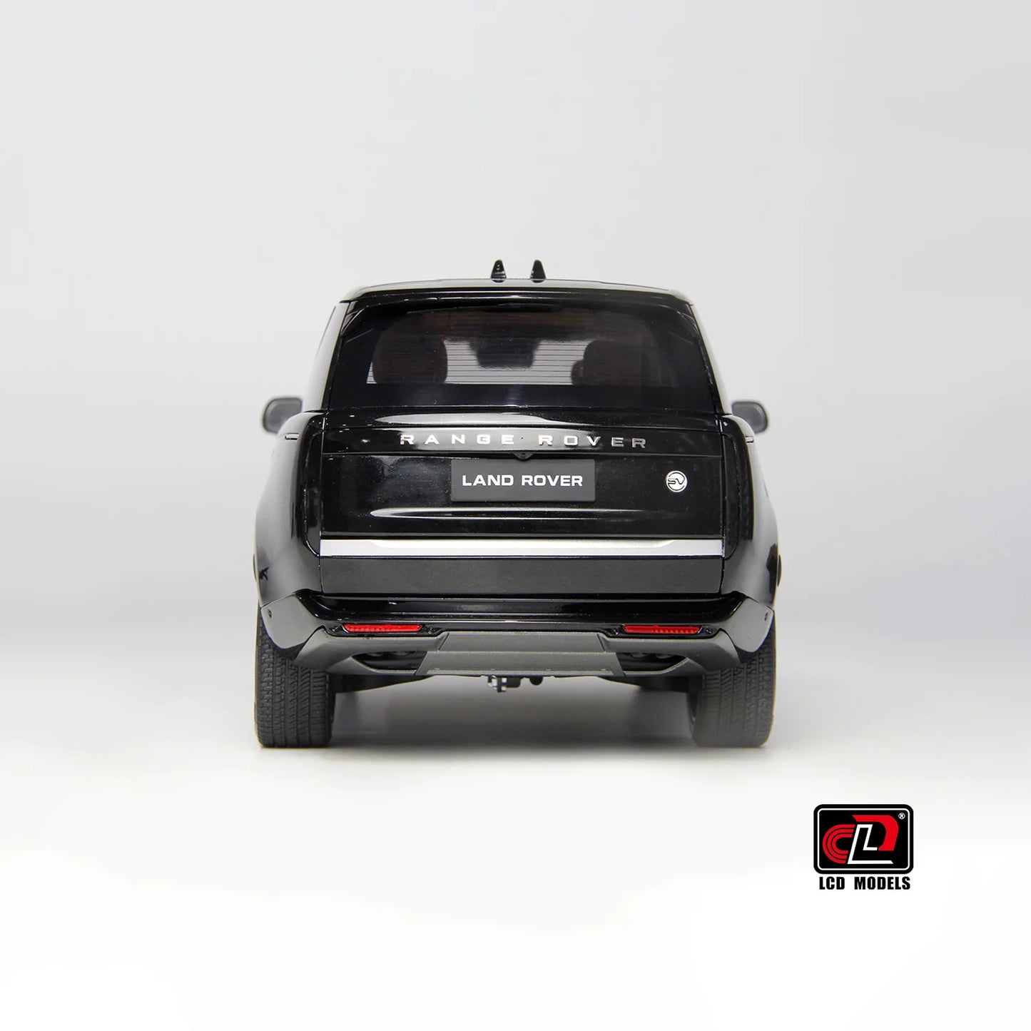1:18 Range Rover LWB - Premium Die-cast SUV 2022