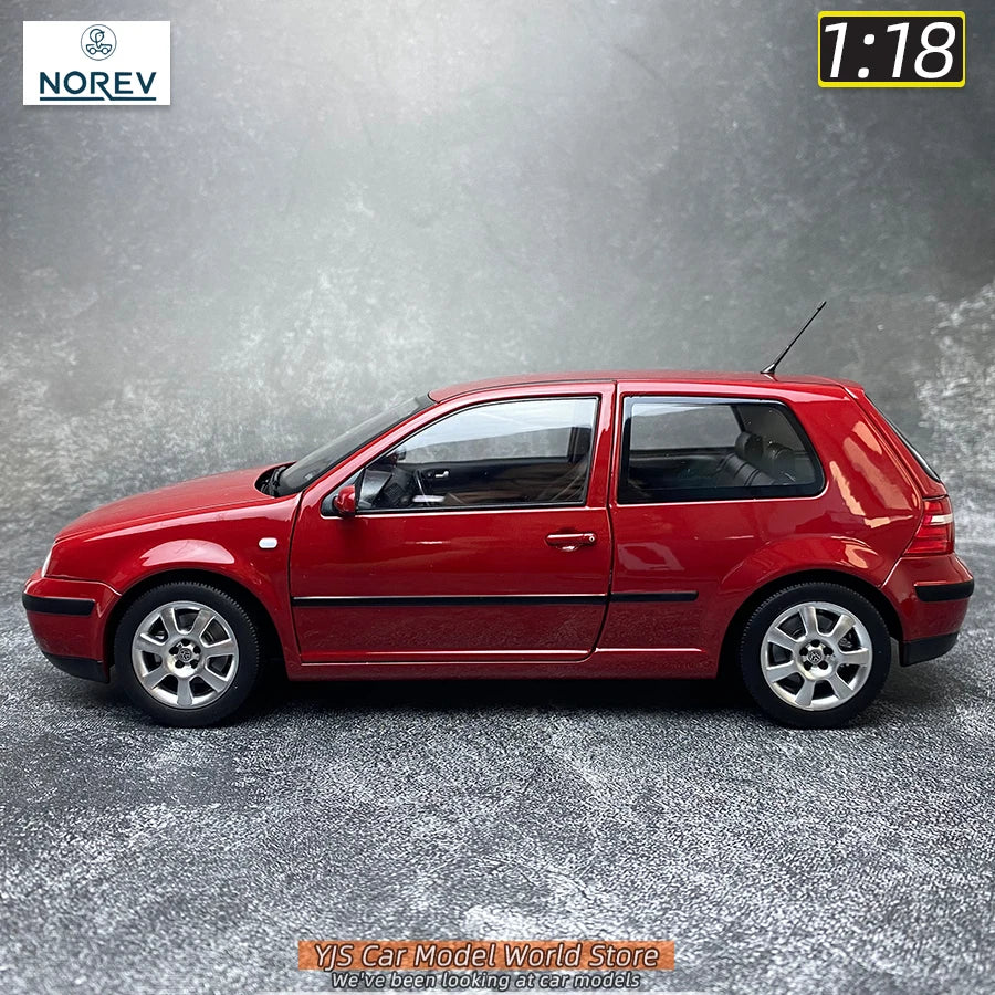 1:18 Volkswagen Golf MK4 2002