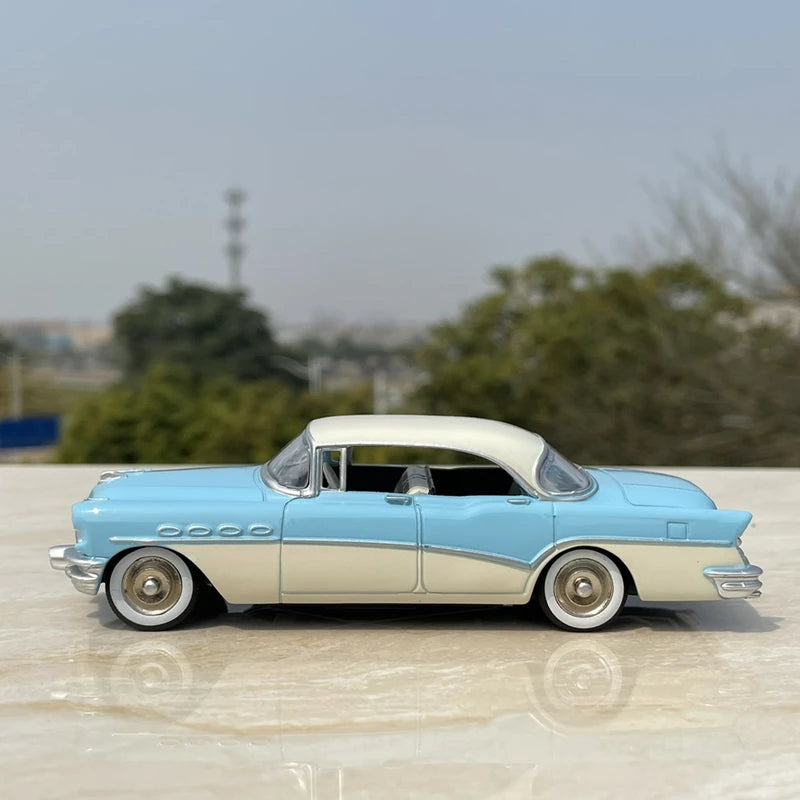 1:43 Classical Old Car