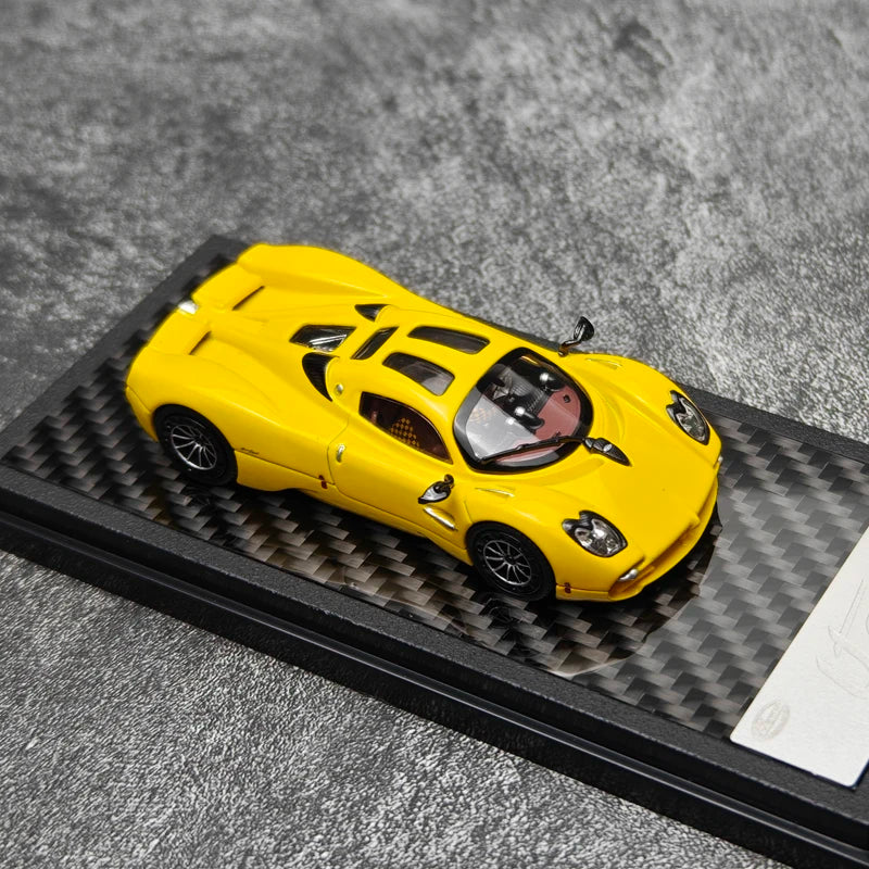 1:64 Pagani Utopia