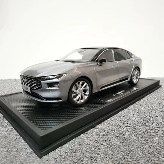 1:18 FORD MONDEO 2022