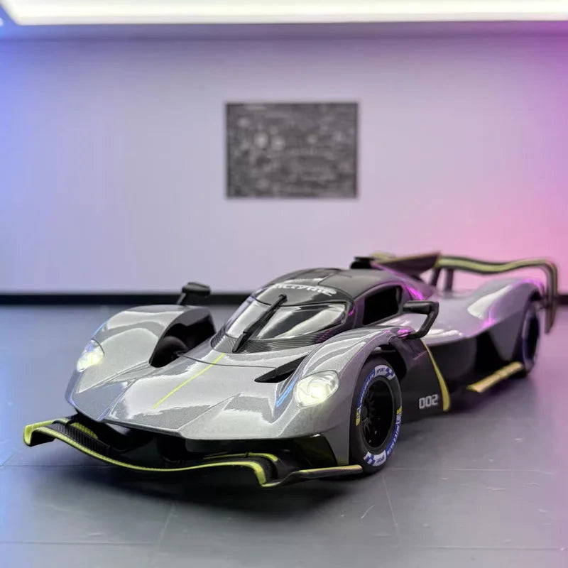 1:24 Aston Martin Valkyrie