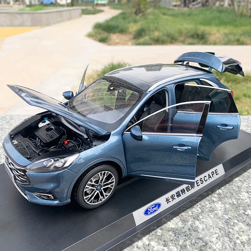 1:18 FORD ESCAPE