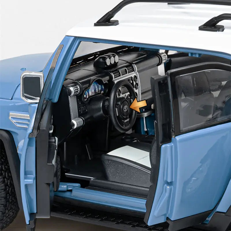 1:24 Toyota FJ Cruiser