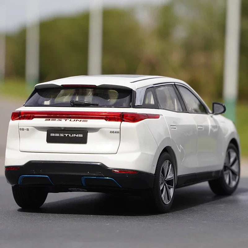 1:18 FAW Besturn E01 Century Dragon