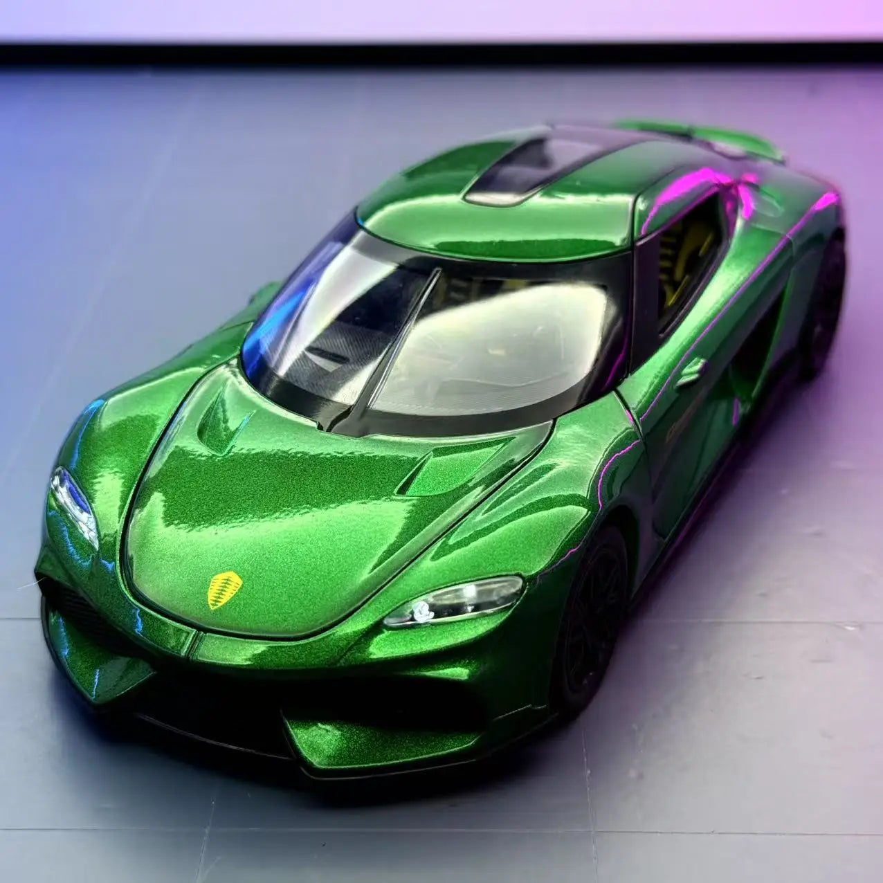 1:24 Koenigsegg Gemera
