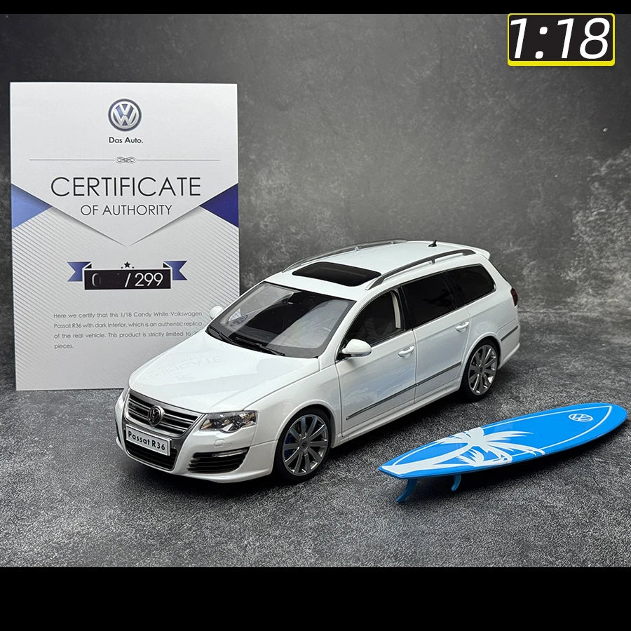 1:18 Volkswagen Passat Estate R36