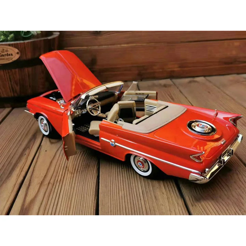1:18 1960 Chrysler 300F Classic