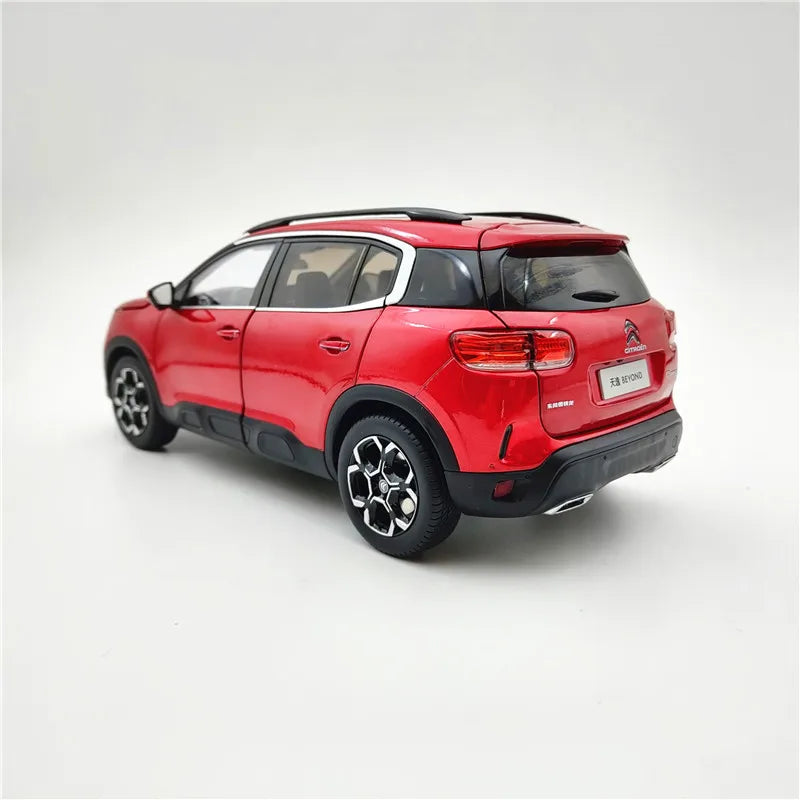 1:18 Citroen C5 BEYOND