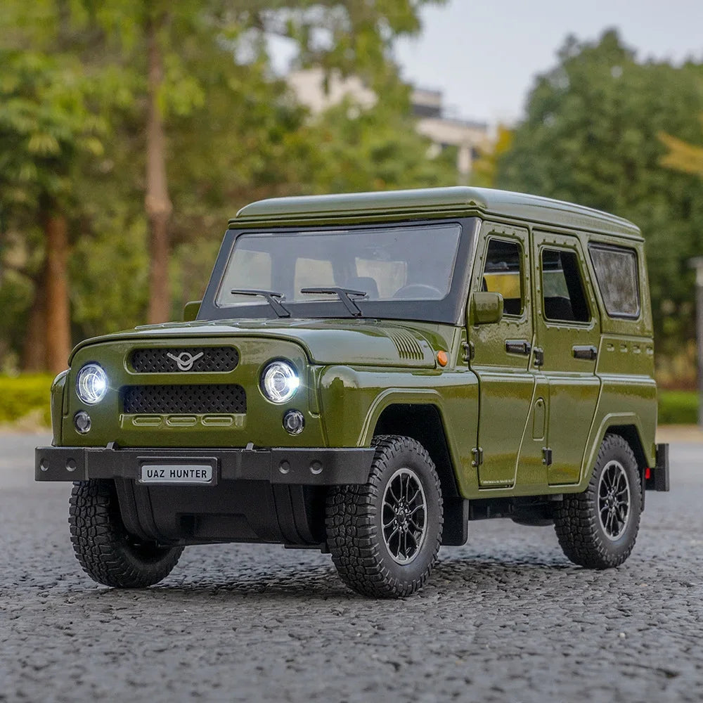 1:18 Russia UAZ Hunter