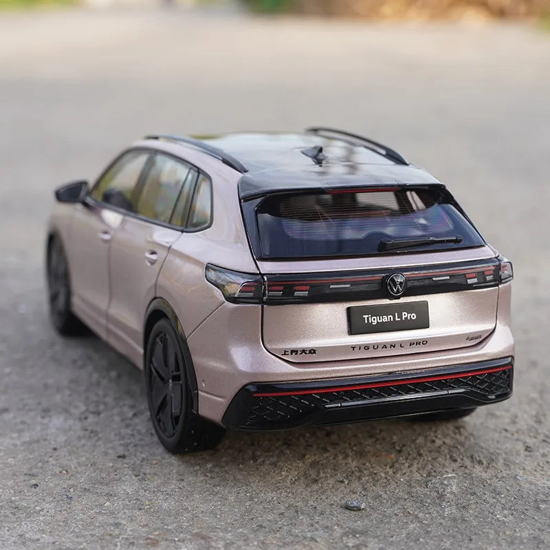 1:18 Volkswagen Tiguan 2024