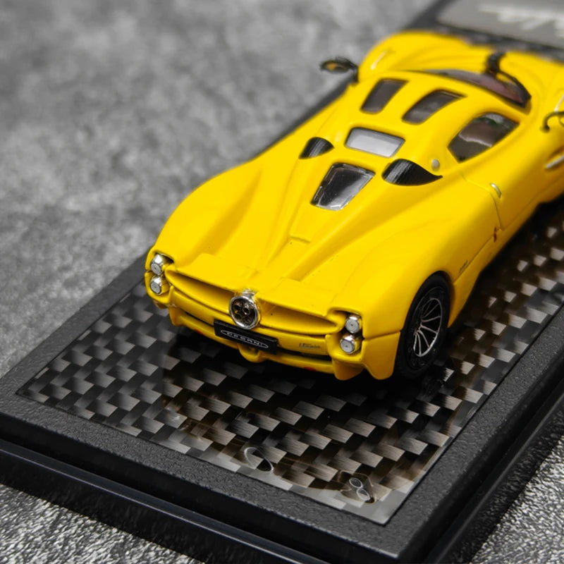 1:64 Pagani Utopia