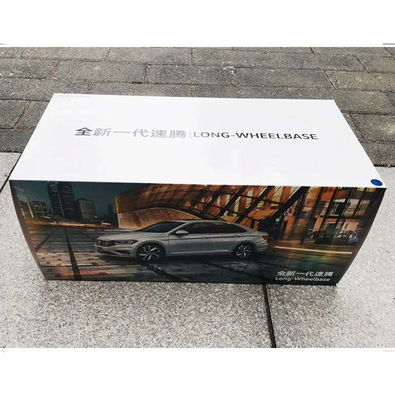 1:18 Volkswagen SAGITAR