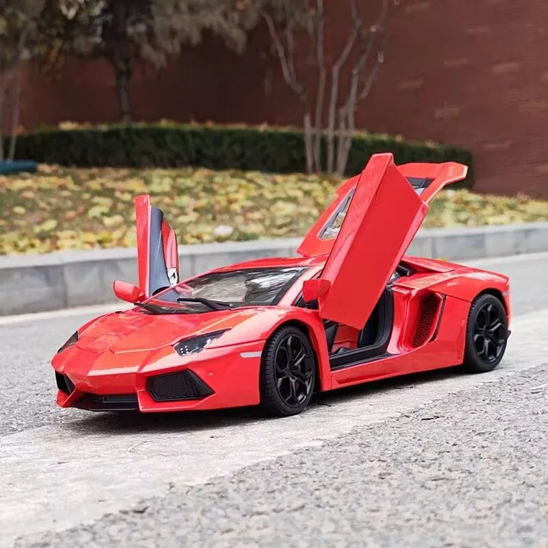 1:18 Lamborghini Aventador LP740