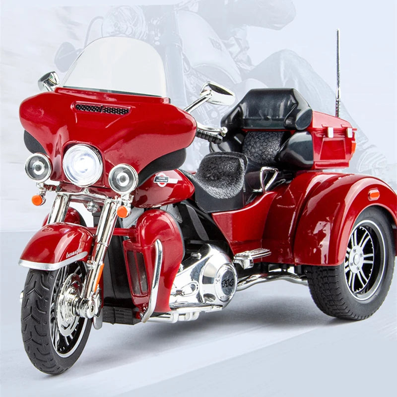 1:9 CVO Tri Glide Three wheel