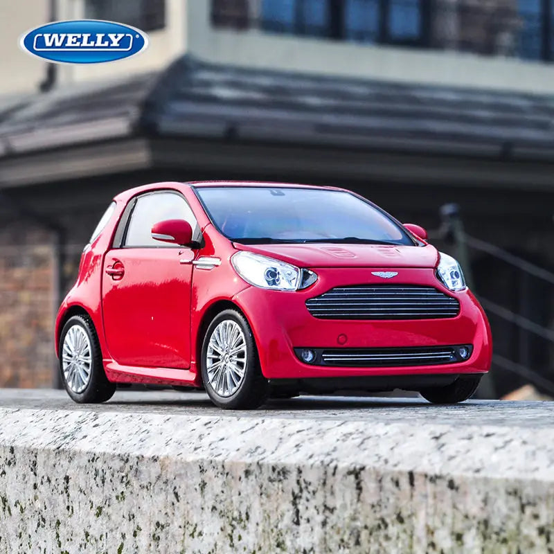 1:24 Aston Martin Cygnet