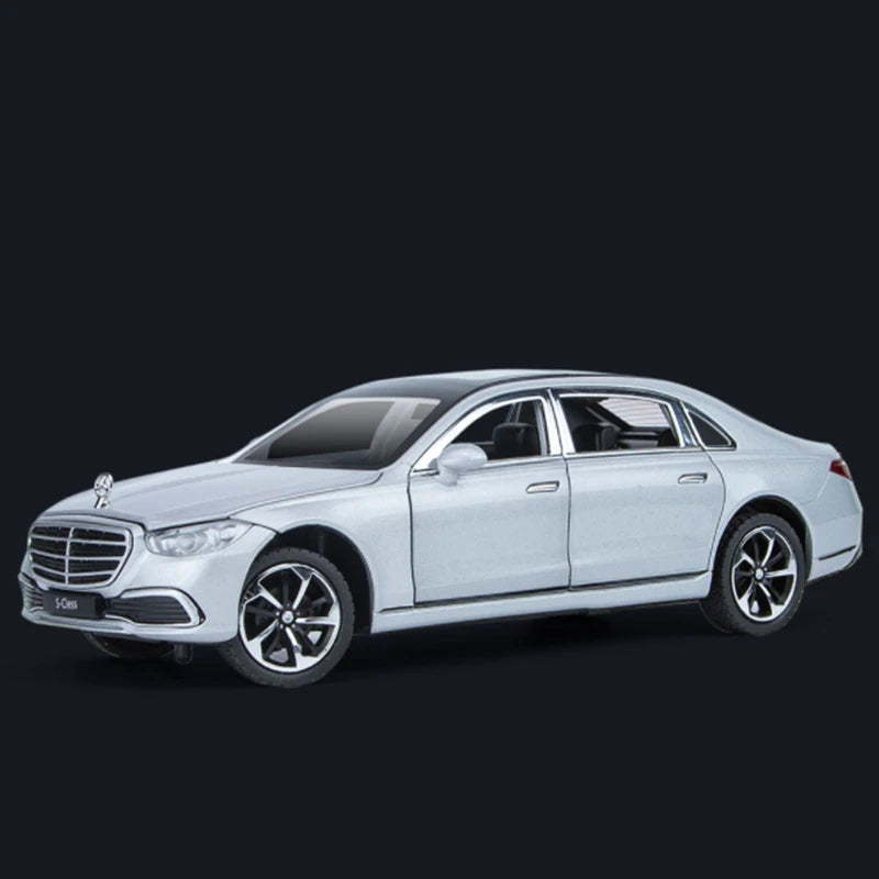 1:22 Mercedes-Benz Maybach S400