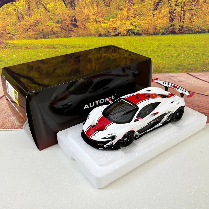 1:18 MCLAREN P1 GTR Racing Car